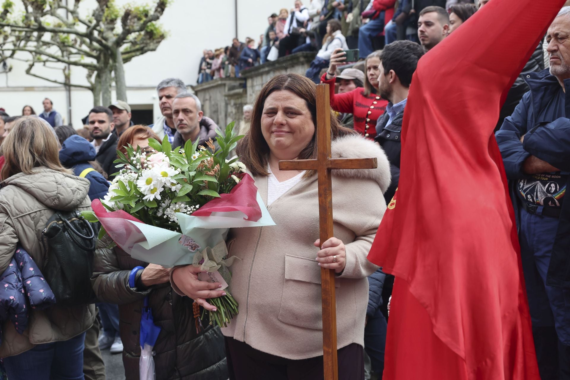 Las mejores imágenes de la procesión del Santo Entierro en Avilés