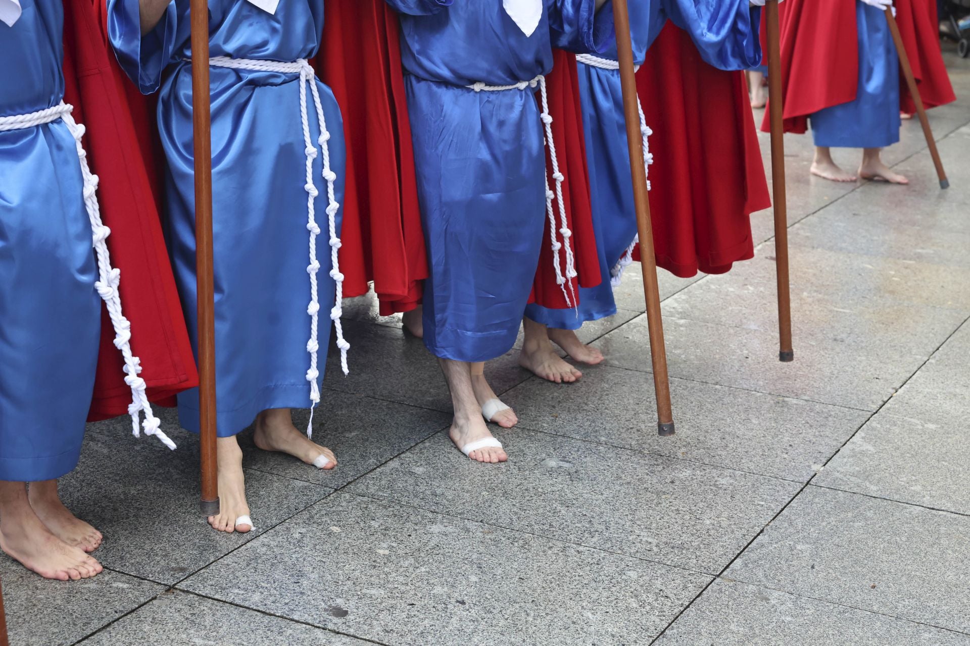 Las mejores imágenes de la procesión del Santo Entierro en Avilés