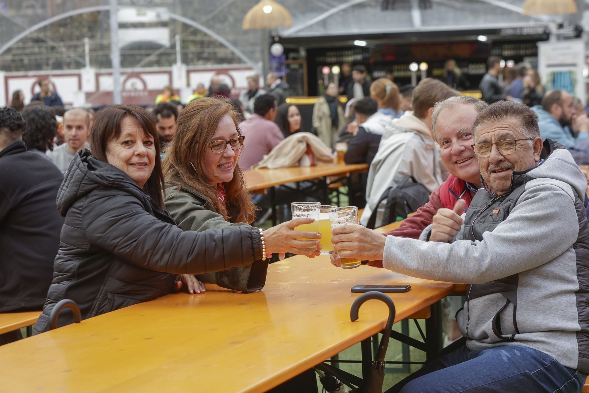 Sábado de Semana Santa, entre Primer Sidre y Fiesta de la Cerveza