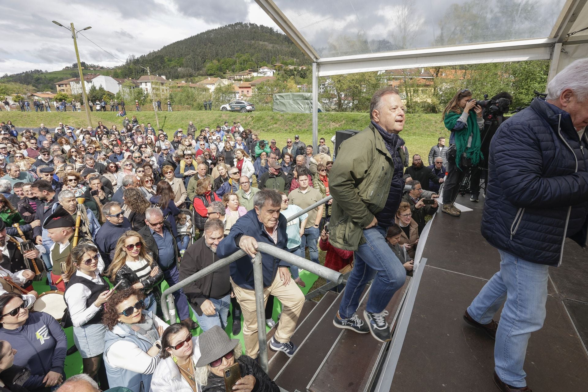Así ha sido la emocionante subasta del Campanu de Asturias