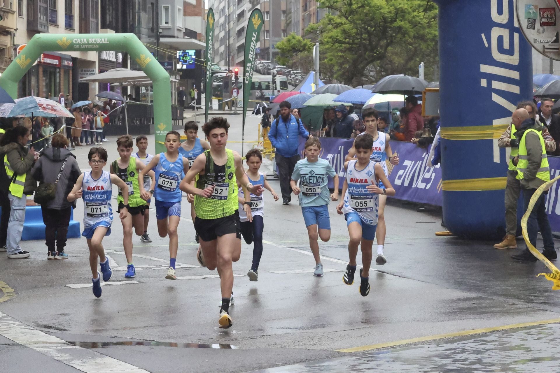 La Milla Urbana de Avilés vence a la lluvia