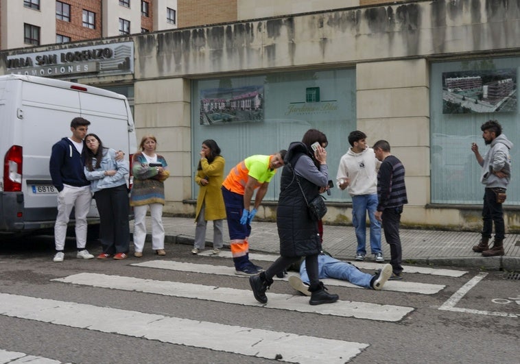 https://s1.ppllstatics.com/elcomercio/www/multimedia/2025/04/21/Motorista%20Viesques%202-Rz4pSSVaS8J8jHbjeTfXxsL-758x531@El%20Comercio.jpg