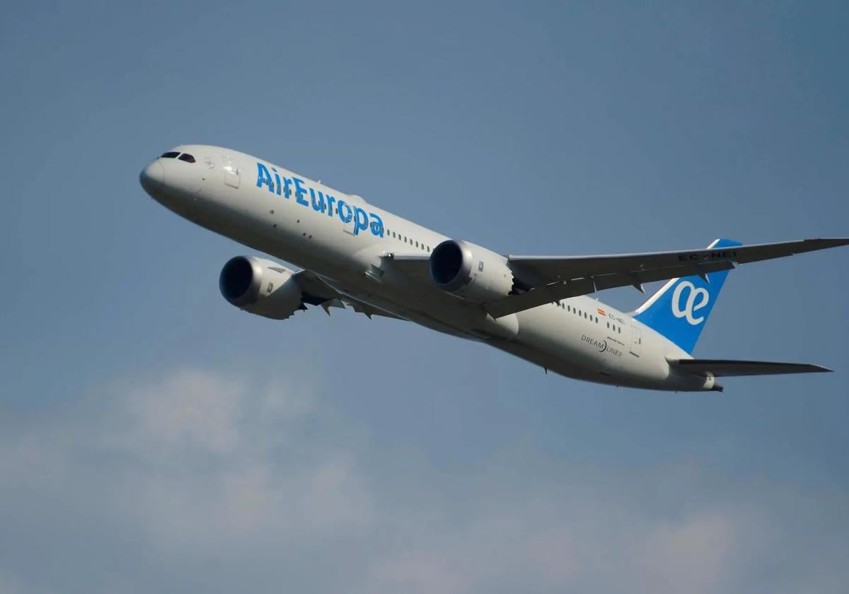 ¿Bitcoins para comprar billetes de avión con descuentos? La OCU alerta de una estafa suplantando a Air Europa