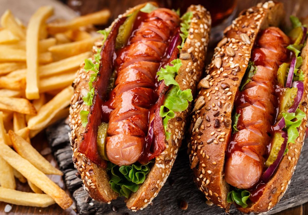 Hoy es el día del 'hot dog': esta es la historia tras los perritos calientes
