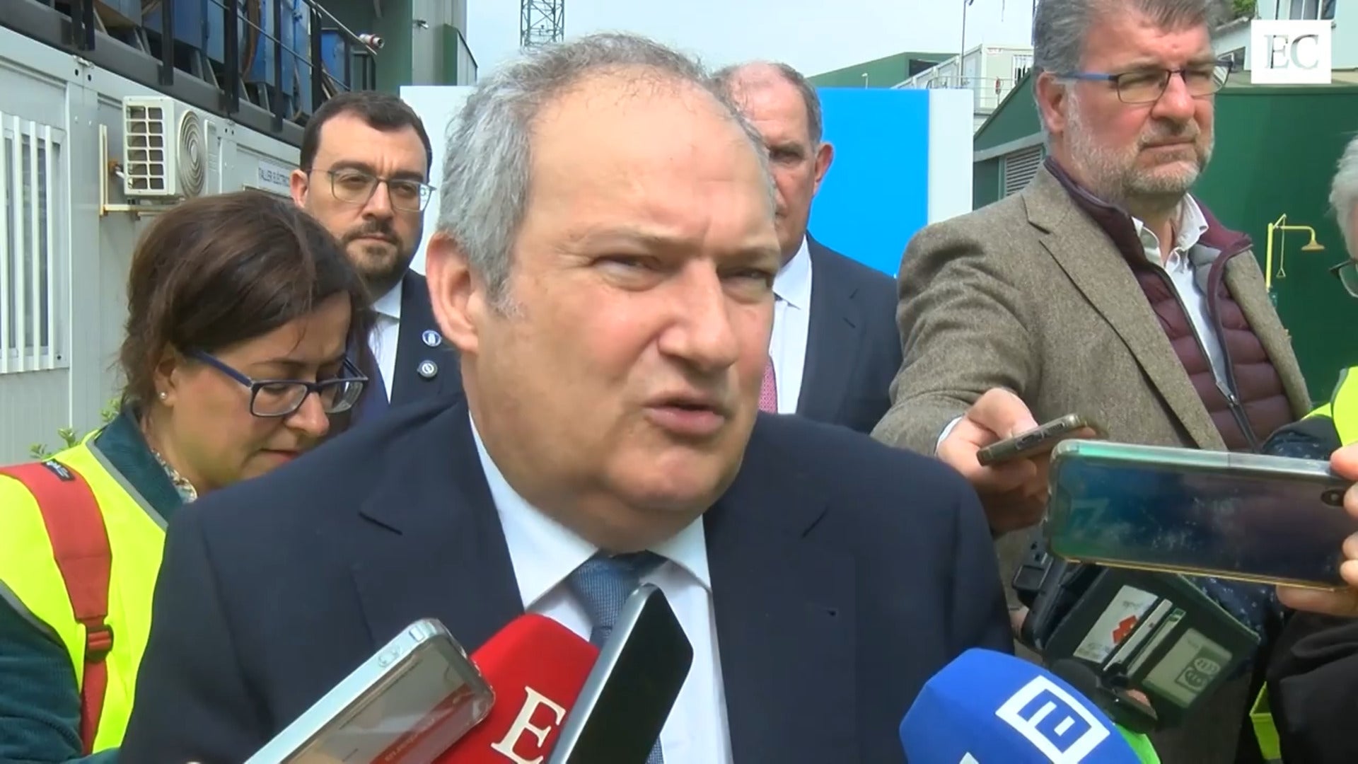 Jordi Hereu: «Estamos trabajando para afianzar el proyecto de Arcelor en Asturias»