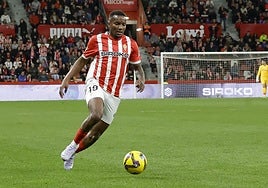 El Sporting de Gijón, a seguir remando