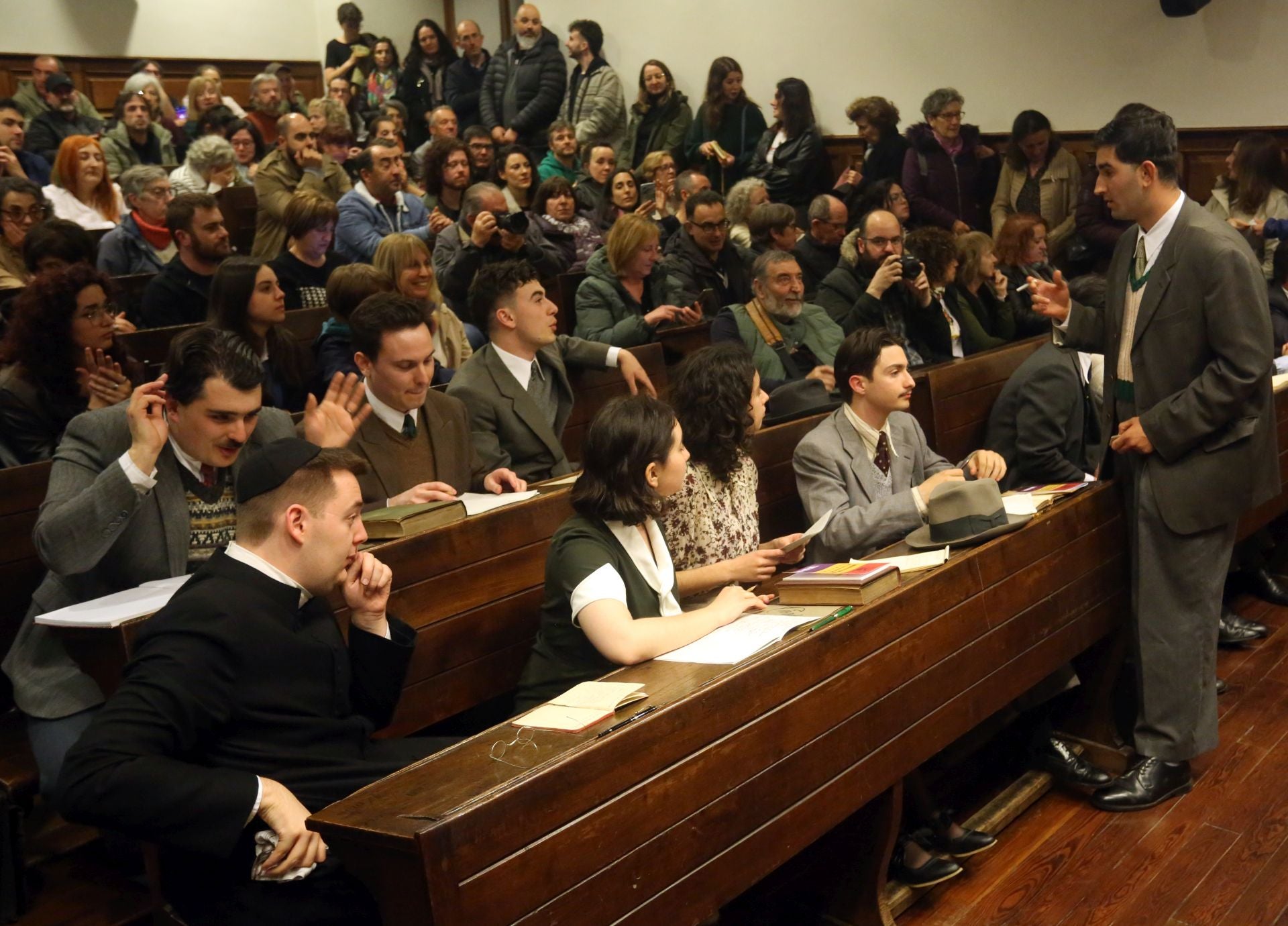 La Universidad de Oviedo recrea la vida académica de 1934