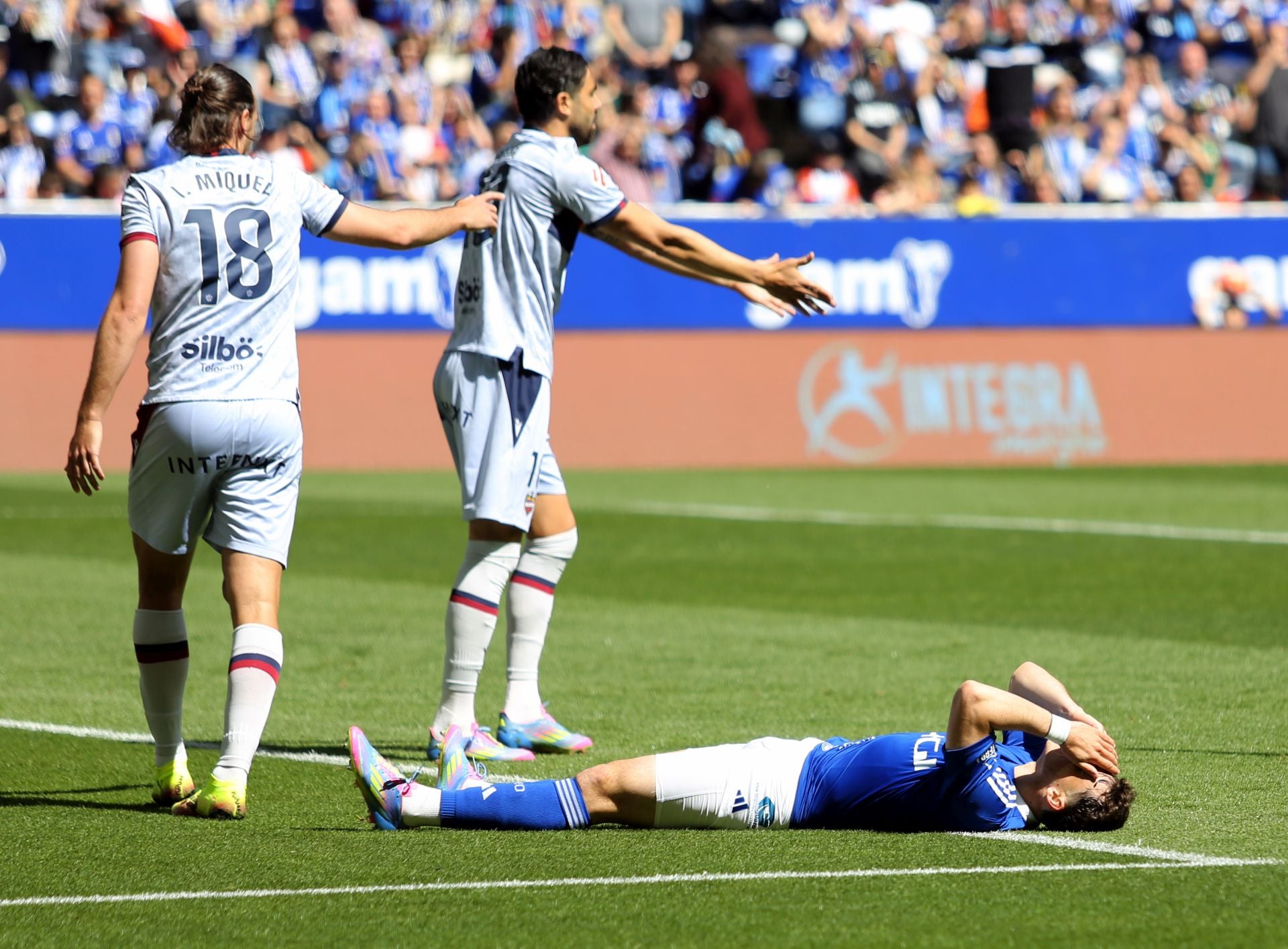 Las mejores imágenes del Real Oviedo - Levante