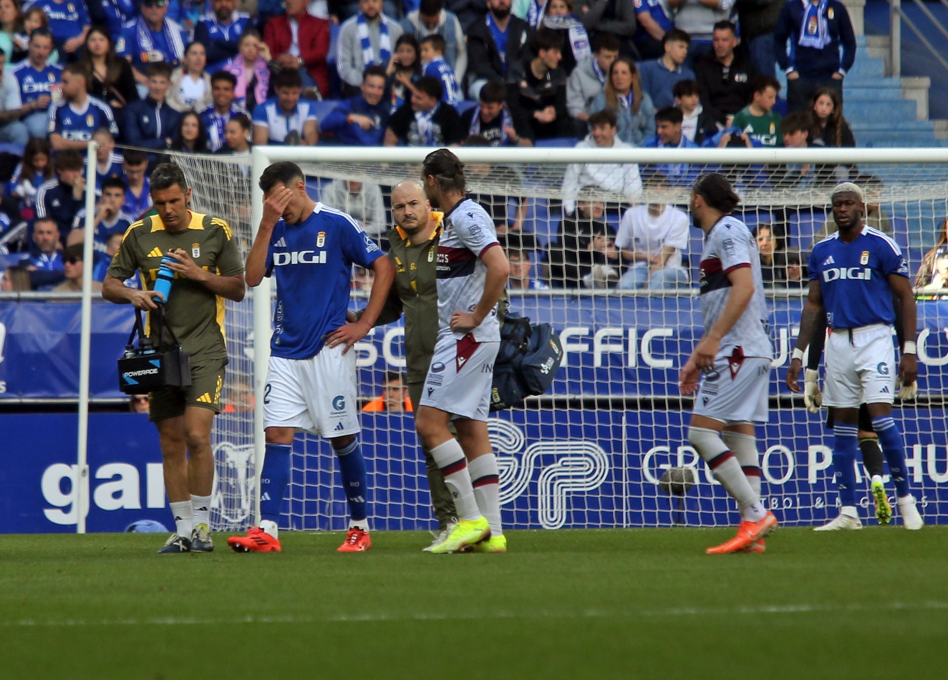 Las mejores imágenes del Real Oviedo - Levante