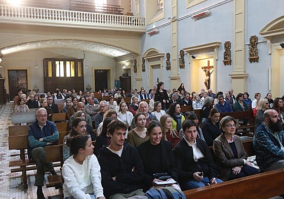 En la iglesia de la Inmaculada tuvo lugar una de las misas en recuerdo al Santo Padre.