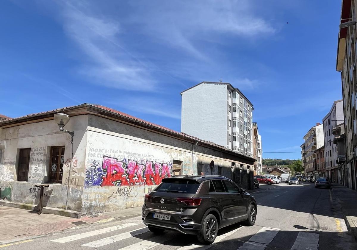 Siero comienza la mejora del acceso a La Pola desde la avenida de Gijón