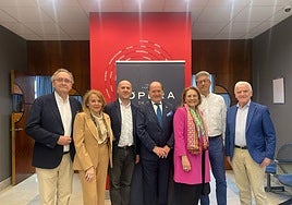Juan García-Conde, Carmen García Trelles, Celestino Varela, Juan Carlos Rodríguez-Ovejero, Encina Cortizo, Pablo Ros y Javier Calzadilla, ayer.