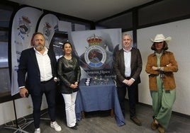 Toni García, Ana Palacios, Mario Vigil y Carmen Valdés, ayer, en el Chas.