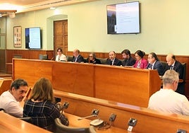 Consejo de Gobierno celebrado hoy en la Universidad de Oviedo.