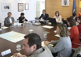 Reunión del consejo del Puerto del miércoles, con Manuel Ortiz Iglesias-Ussel, en primer término.