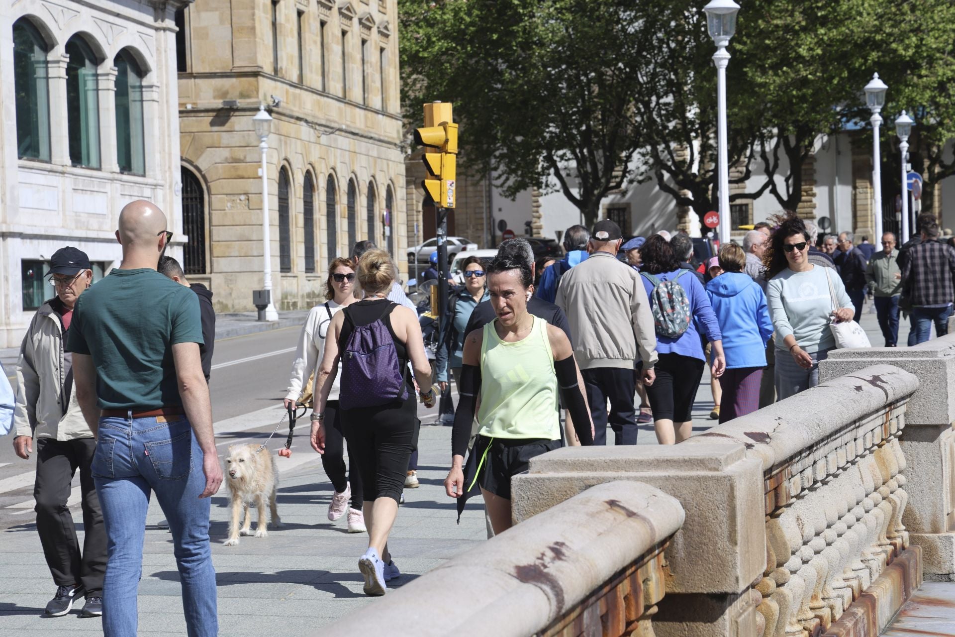 Turistas en las principales ciudades asturianas