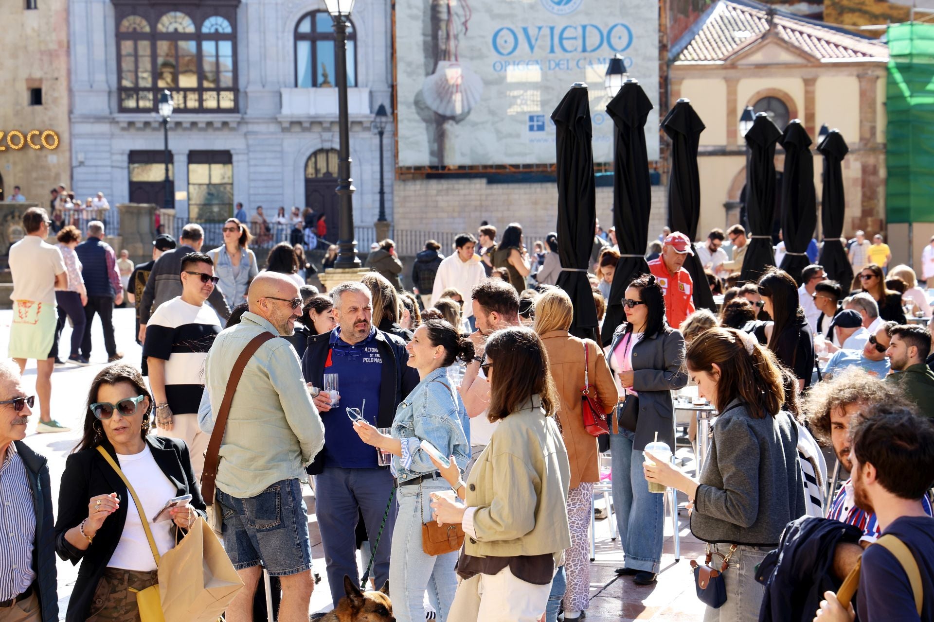 Turistas en las principales ciudades asturianas