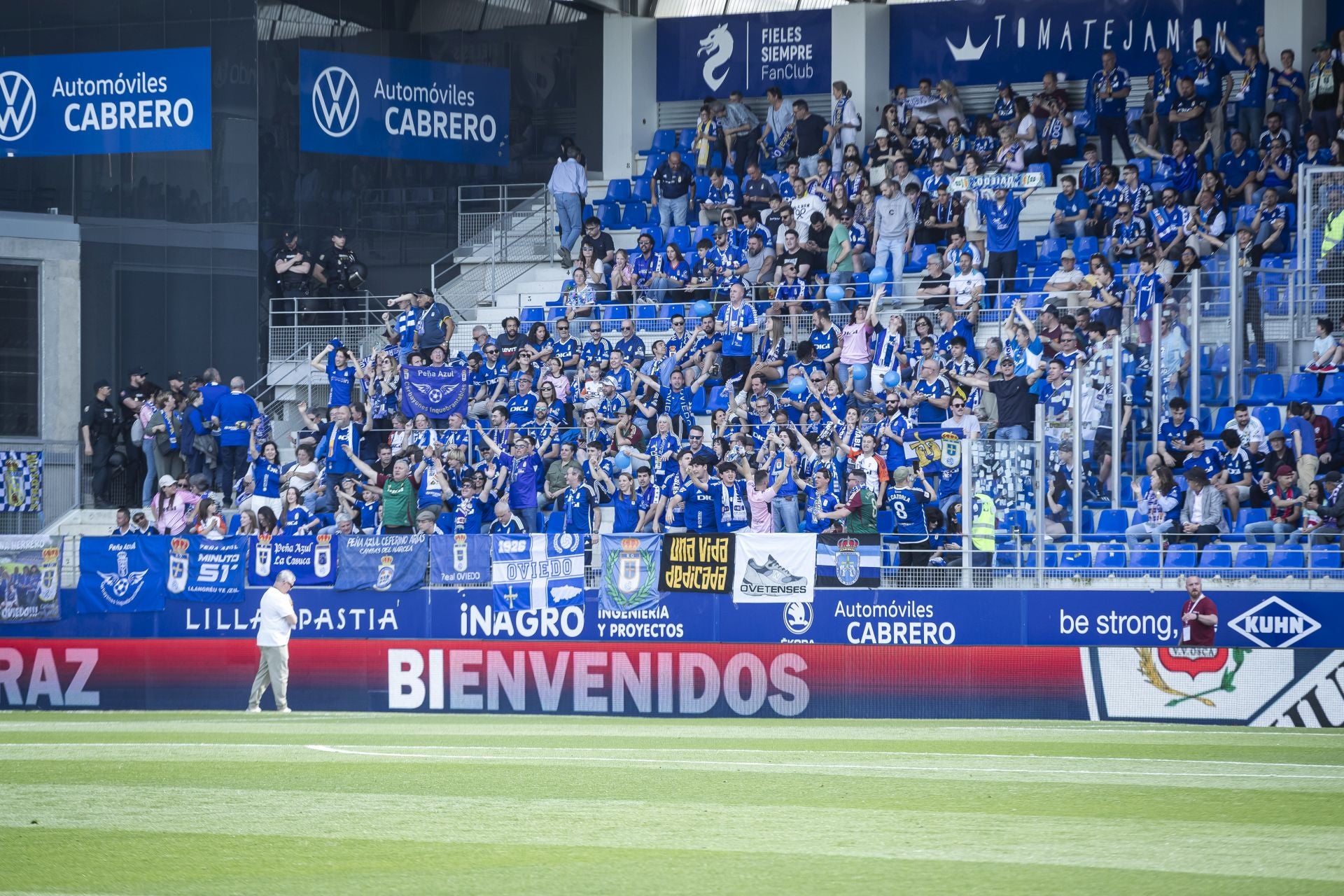 Fotos: Las jugadas del Huesca - Real Oviedo
