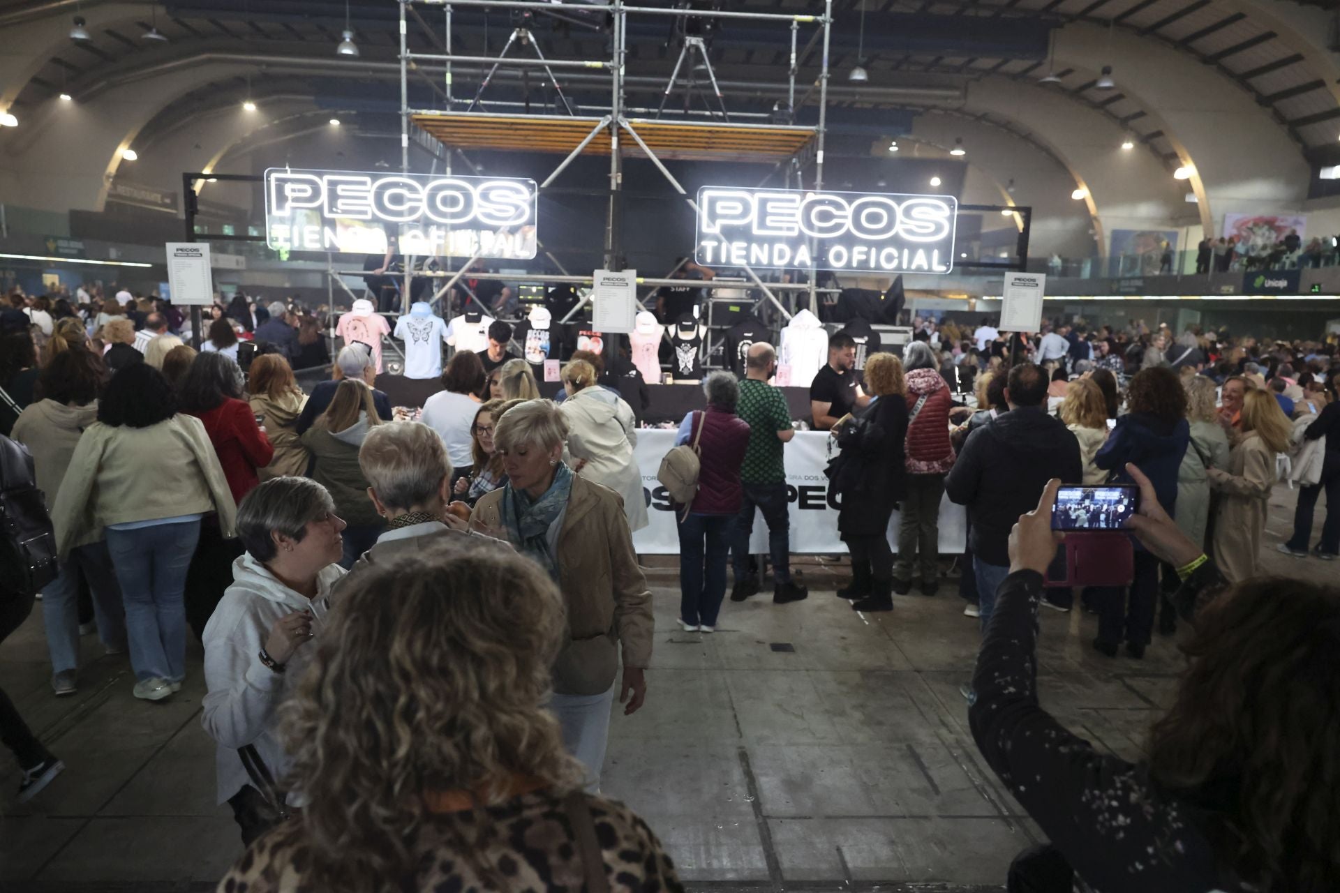 Los Pecos siguen levantando pasiones en Avilés