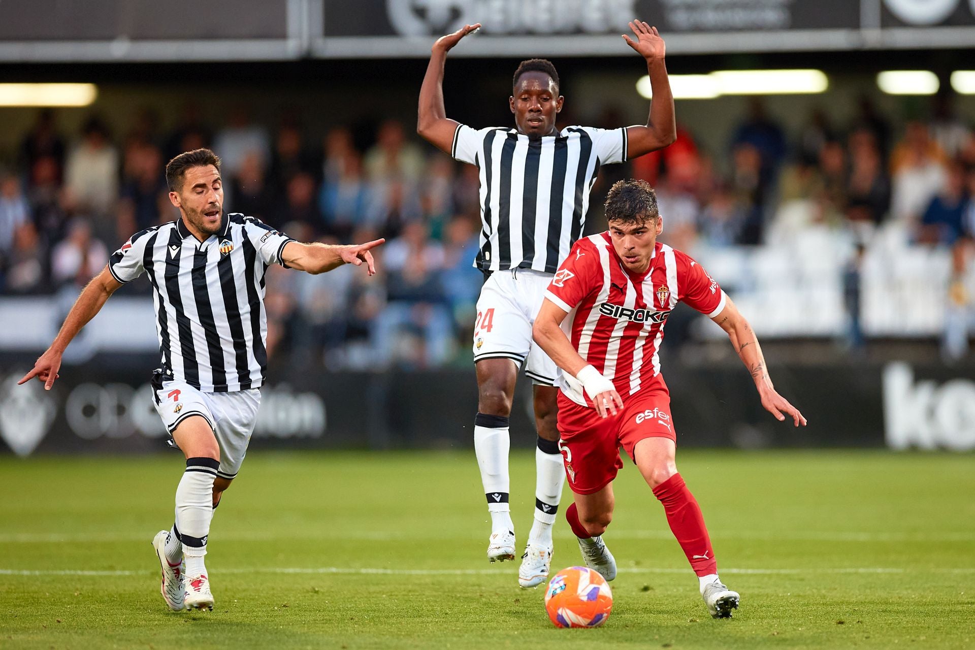 Las mejores jugadas del Castellón - Sporting de Gijón