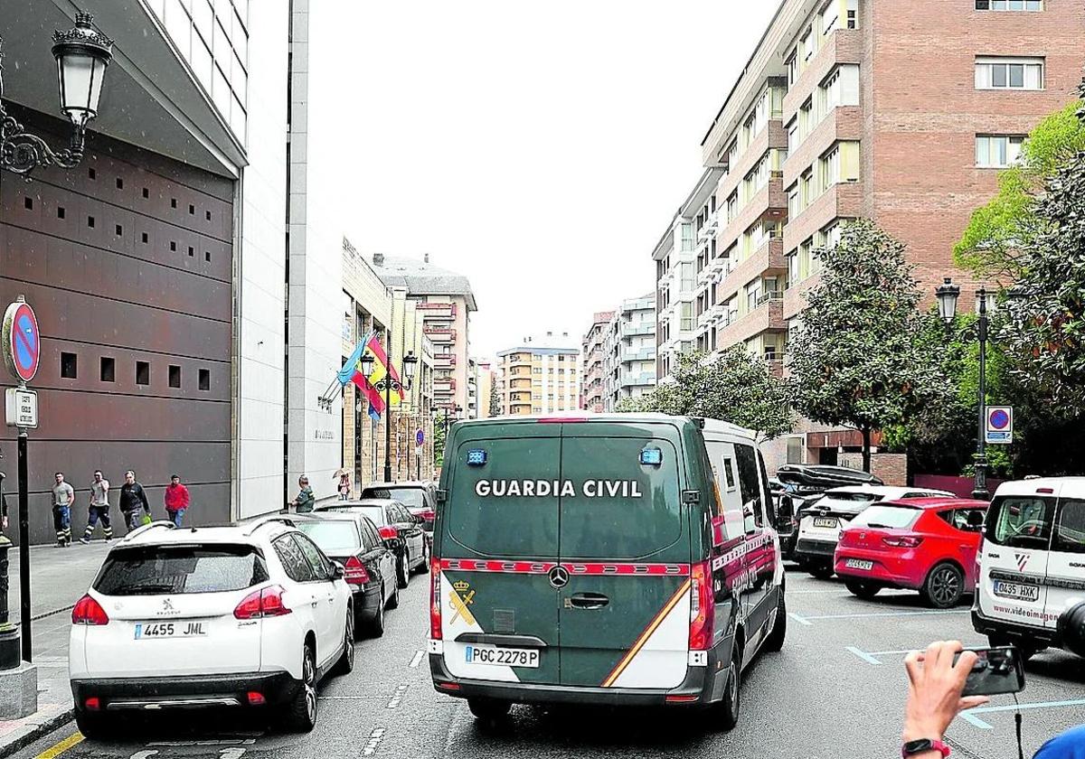 El Gobierno asturiano se personará en la causa contra los padres que tenían encerrados a sus hijos en Oviedo