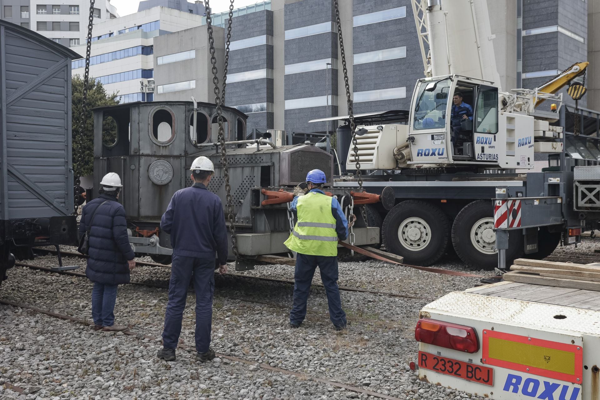 La única locomotora fabricada en Gijón que se conserva ha vuelto a casa