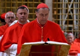 Así ha sido el juramento de silencio del asturiano Ángel Fernández Artime al inicio del cónclave