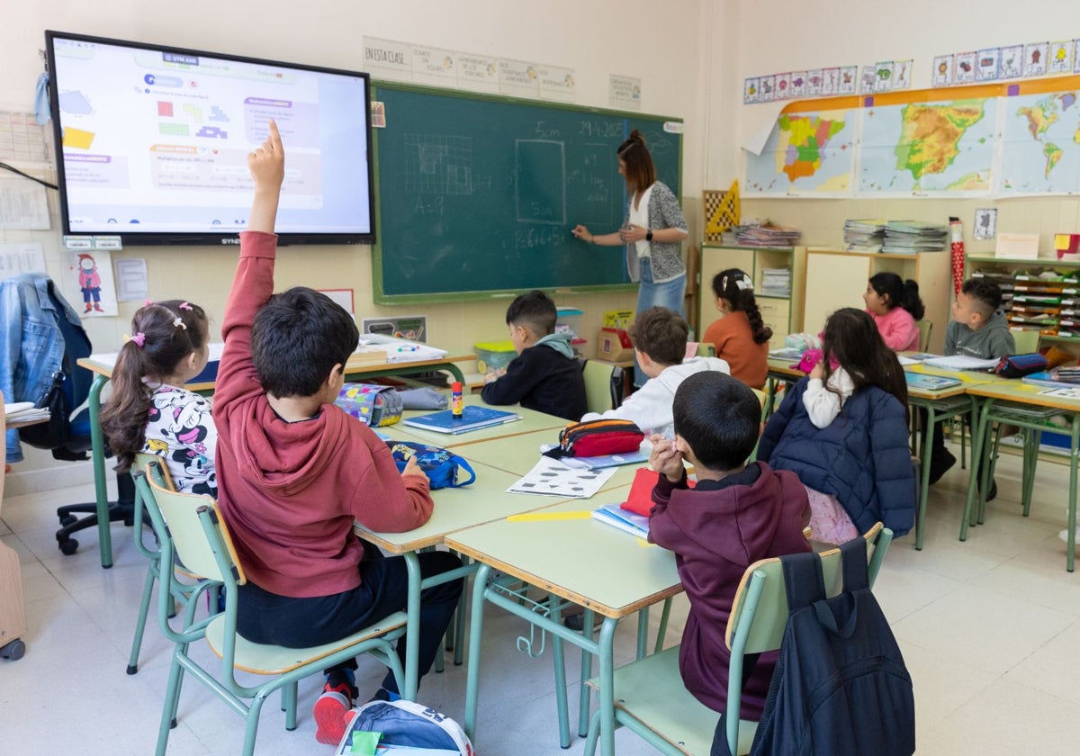 Educación ofrece la opción de tener jornada continua a los colegios asturianos los meses de jornada reducida