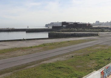 El Puerto de Gijón plantea restringir el paseo de Naval Azul cuando haya actividad náutico-deportiva