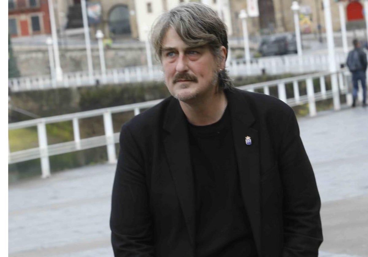 «La recaudación no puede reducirse. Hay que subir el IRPF a las rentas altas»