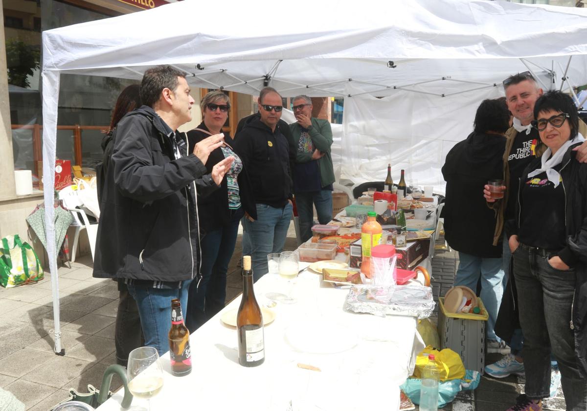 Comida en la calle en Pola de Laviana