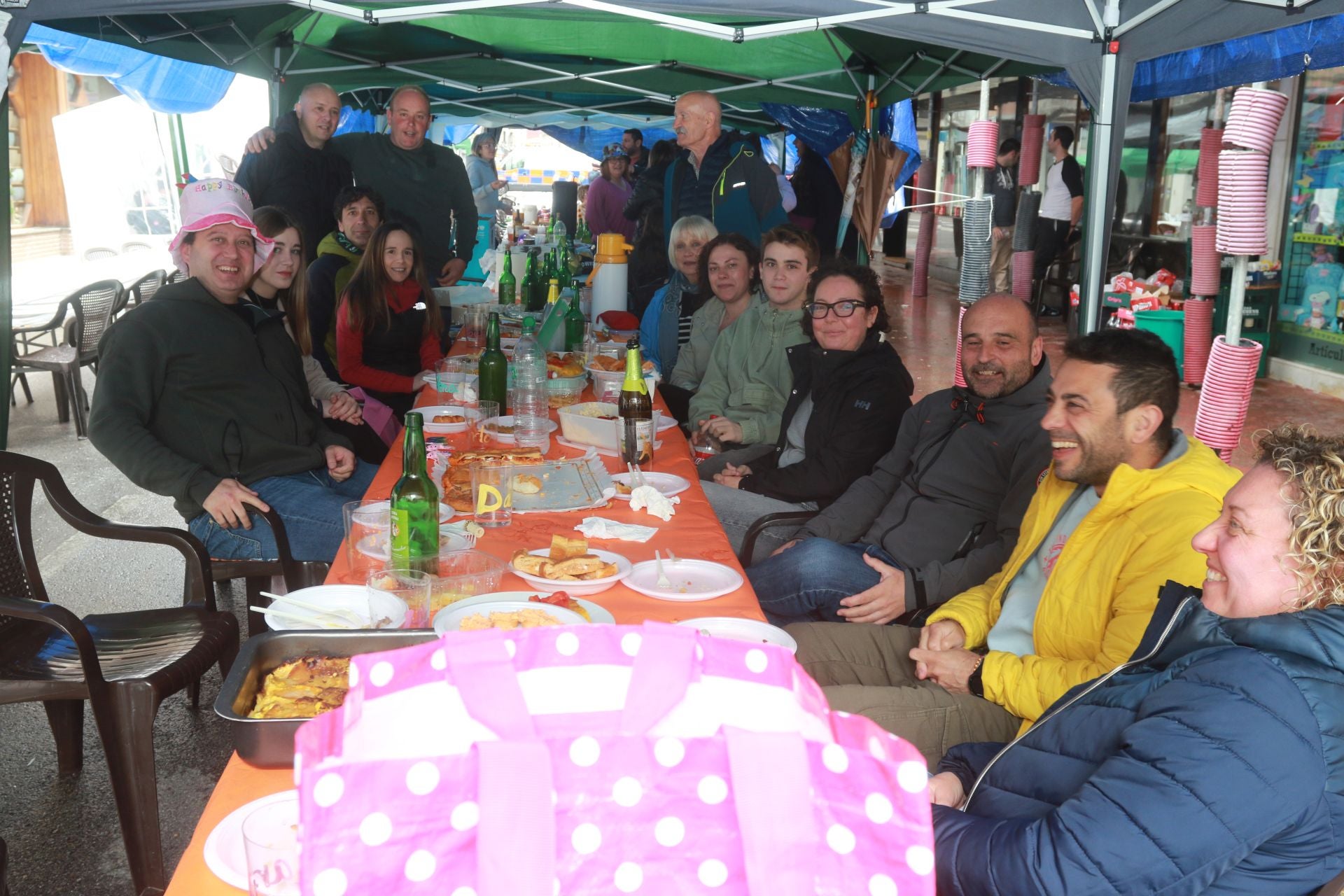 Comida en la calle en Pola de Laviana