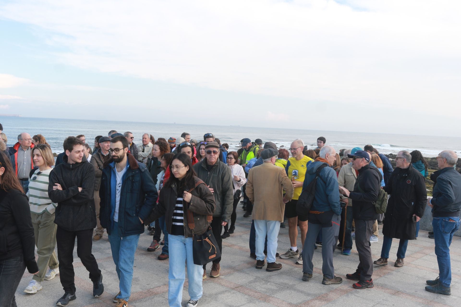 Clase desde la Lloca hasta el Elogio para conocer lo que esconde el suelo de Gijón