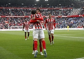 El Sporting por fin alcanza los 50 puntos