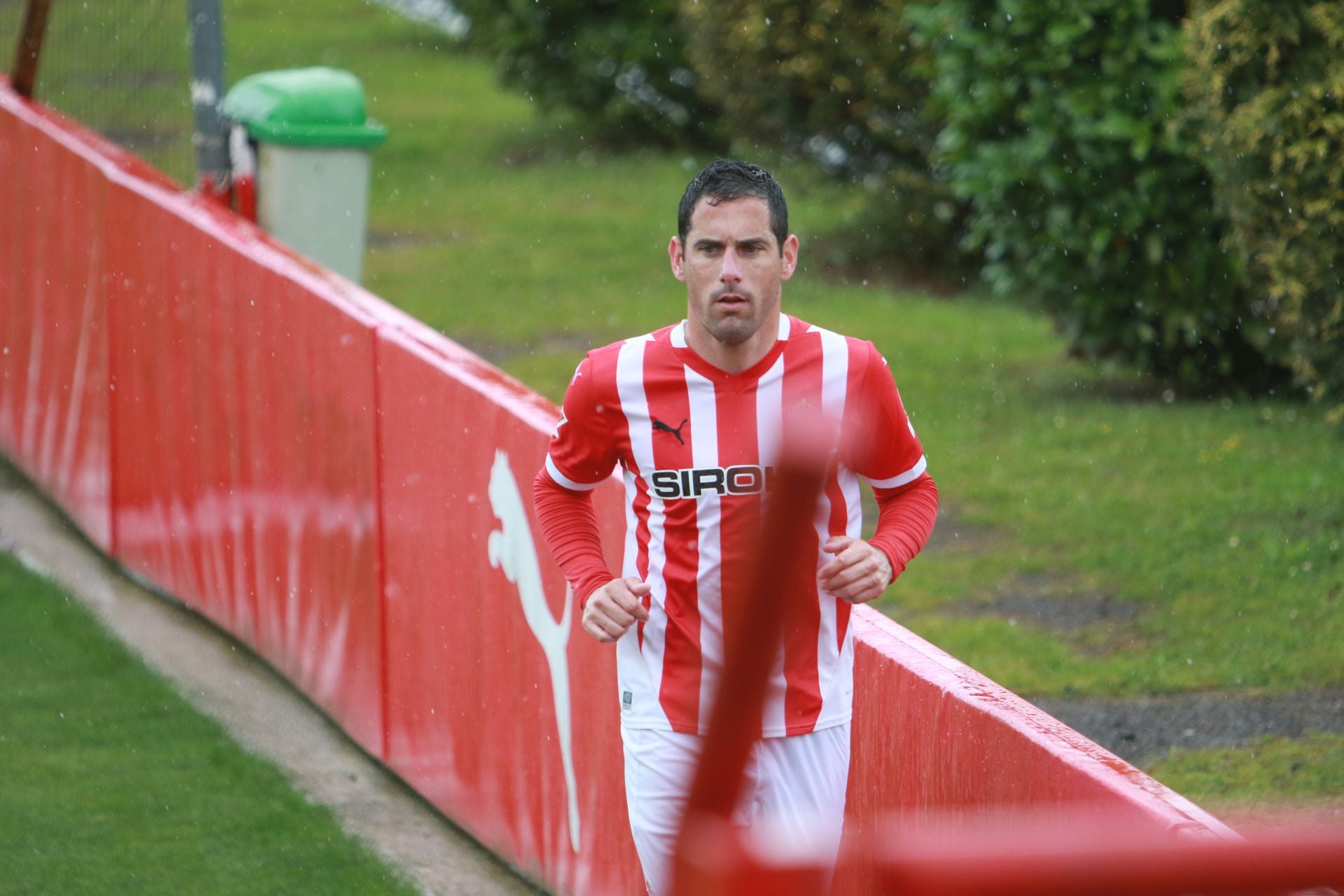 Partido entre los veteranos del Sporting de Gijón y el Atlético de Madrid
