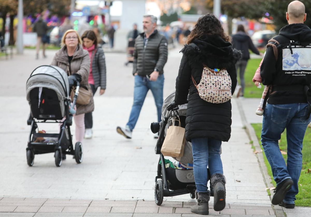 Avilés gana 230 habitantes en el primer trimestre del año gracias a las llegadas de otras provincias