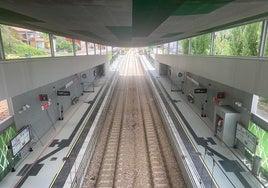 Estación en superficie de Sama-Los Llerones habilitada para su entrada en funcionamiento, que tenía que haber sido este lunes.
