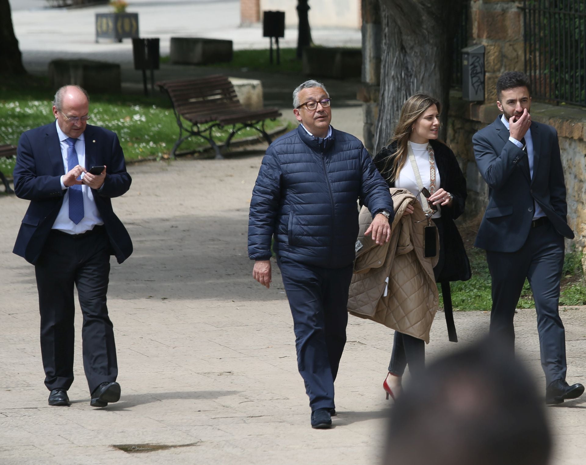 Emotivo adiós a Luis Corzo, histórico chófer del Partido Popular asturiano