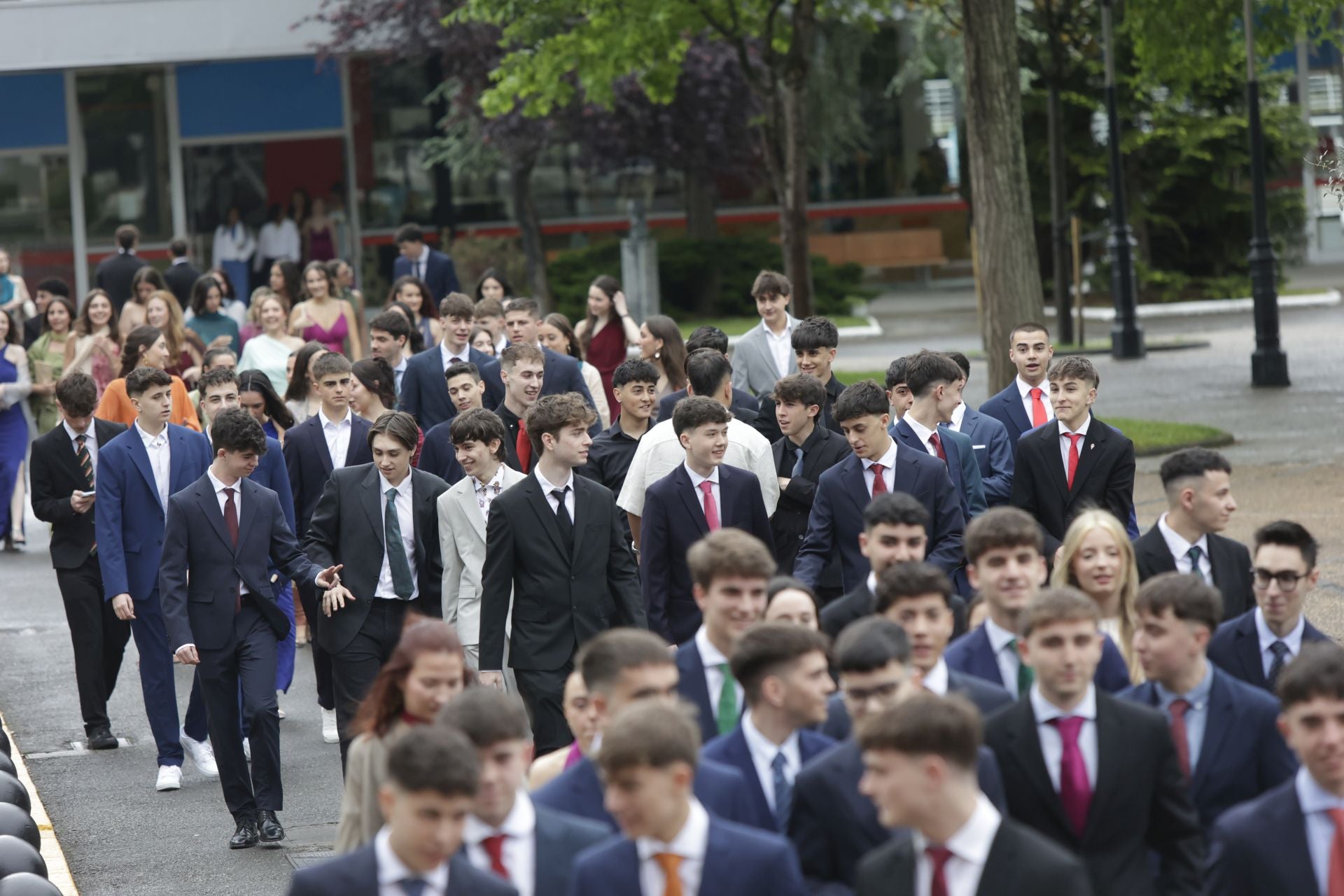 130 alumnos del IES Calderón se gradúan, y 8 con matrícula de honor