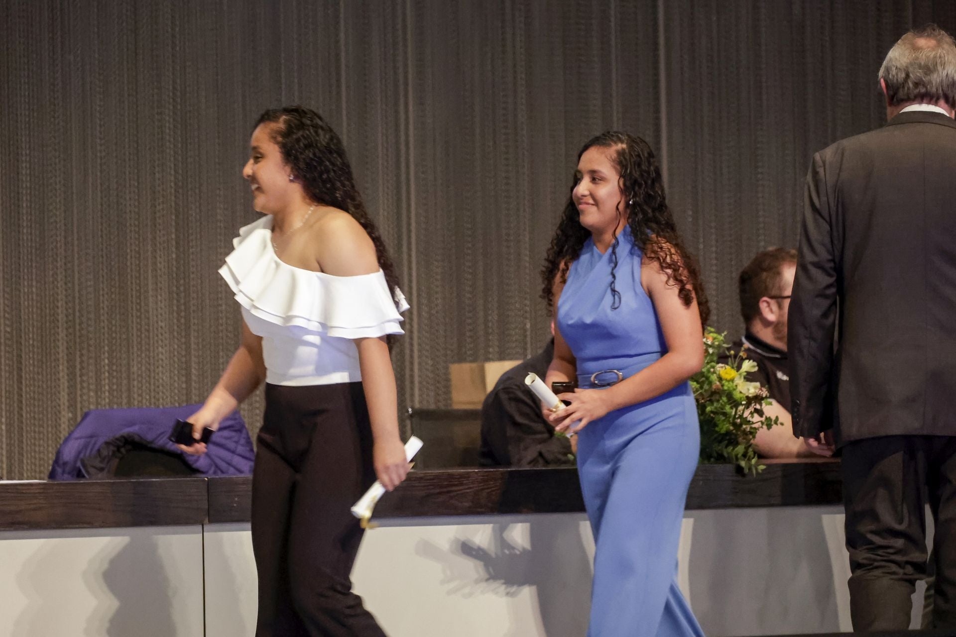 130 alumnos del IES Calderón se gradúan, y 8 con matrícula de honor