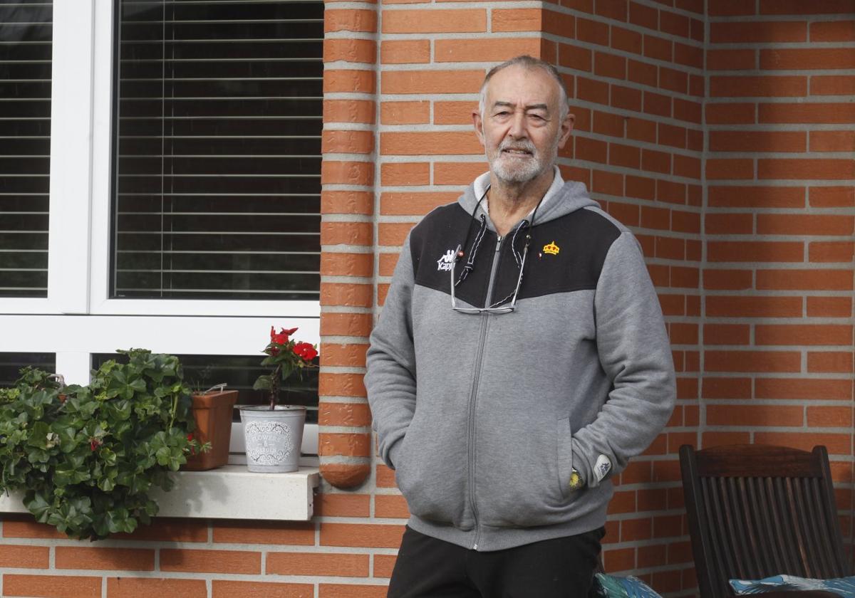 Gerardo Ruiz, preparador físico del Sporting de Gijón cuando se celebró el ascenso de los 'guajes'.