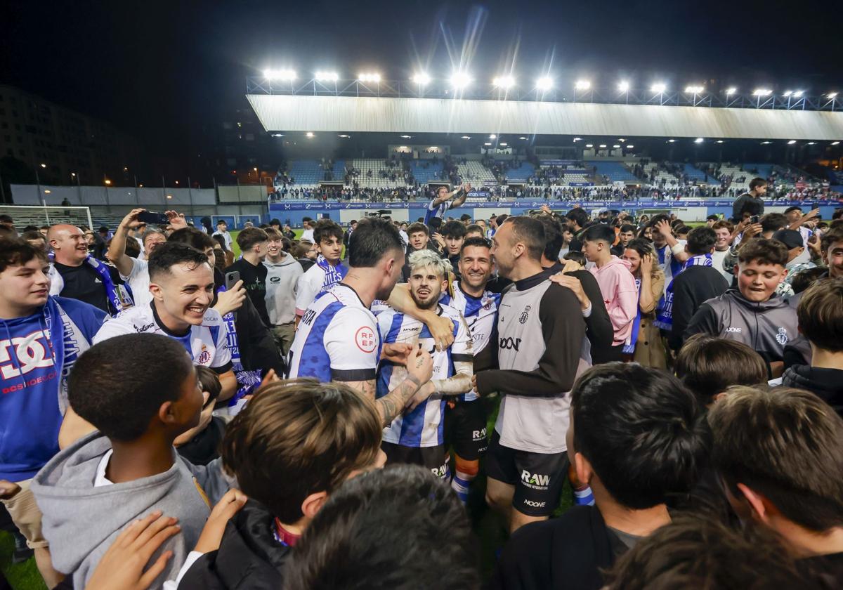 Final del partido: Real Avilés 2 - 2 Atlético Antoniano