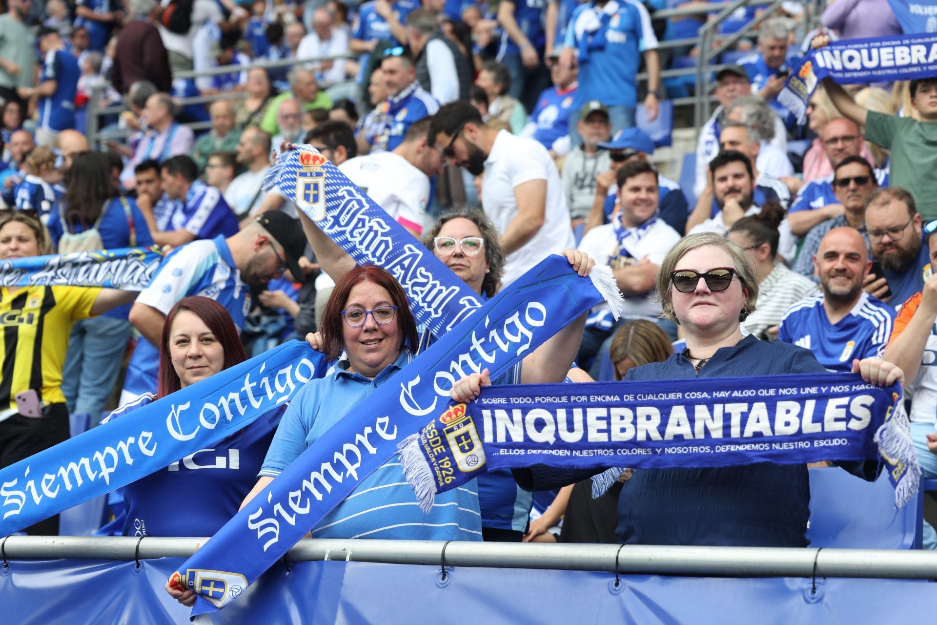 ¿Estuviste en el Real Oviedo - Zaragoza? ¡Búscate en las fotos!