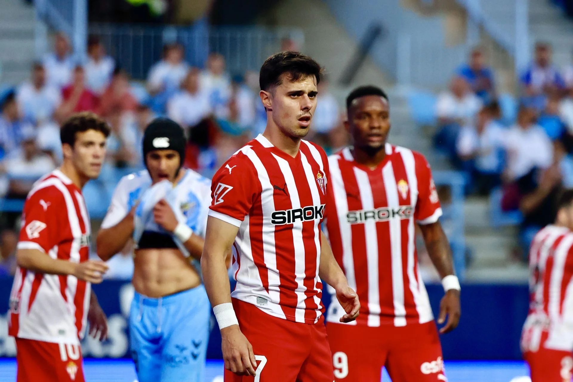 Las puntuaciones de Manuel Rosety a los jugadores del Sporting de Gijón frente al Málaga