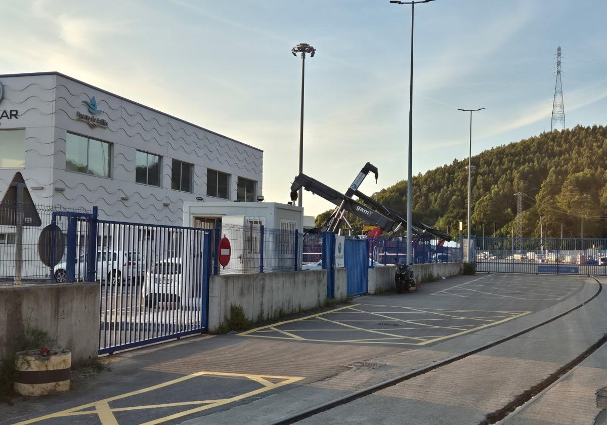El Puerto de Avilés destina 1,3 millones a mejorar el acceso a la parcela de Ariexca y al muelle de Valliniello
