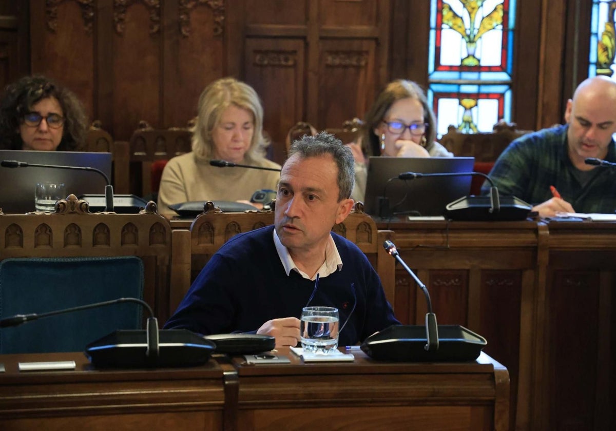 Ovidio Zapico, consejero de Ordenación del Territorio, en la Junta General.