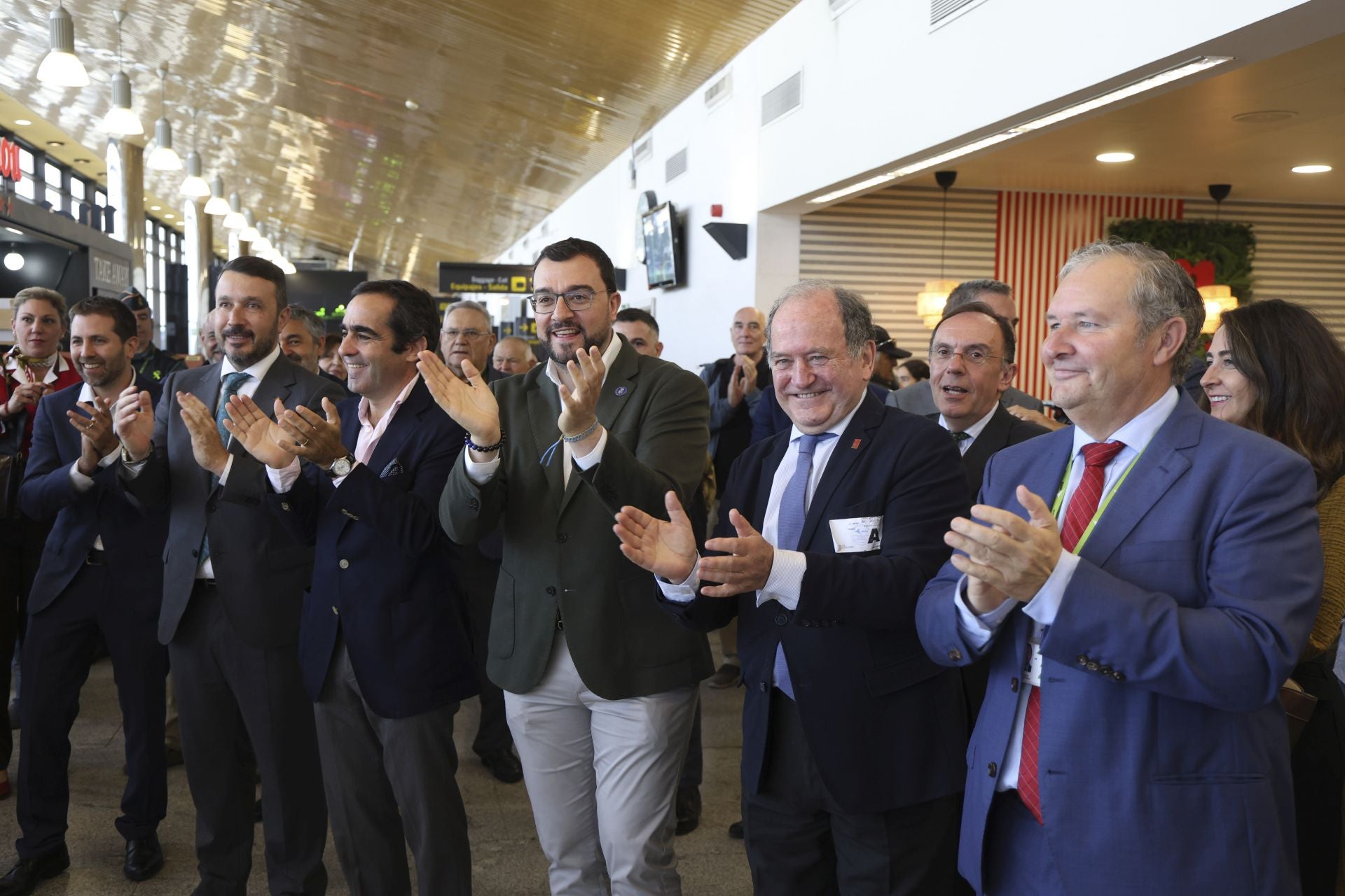 Volotea celebra una década en Asturias