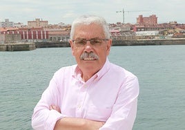 Floro, en el Muelle durante una entrevista con EL COMERCIO.