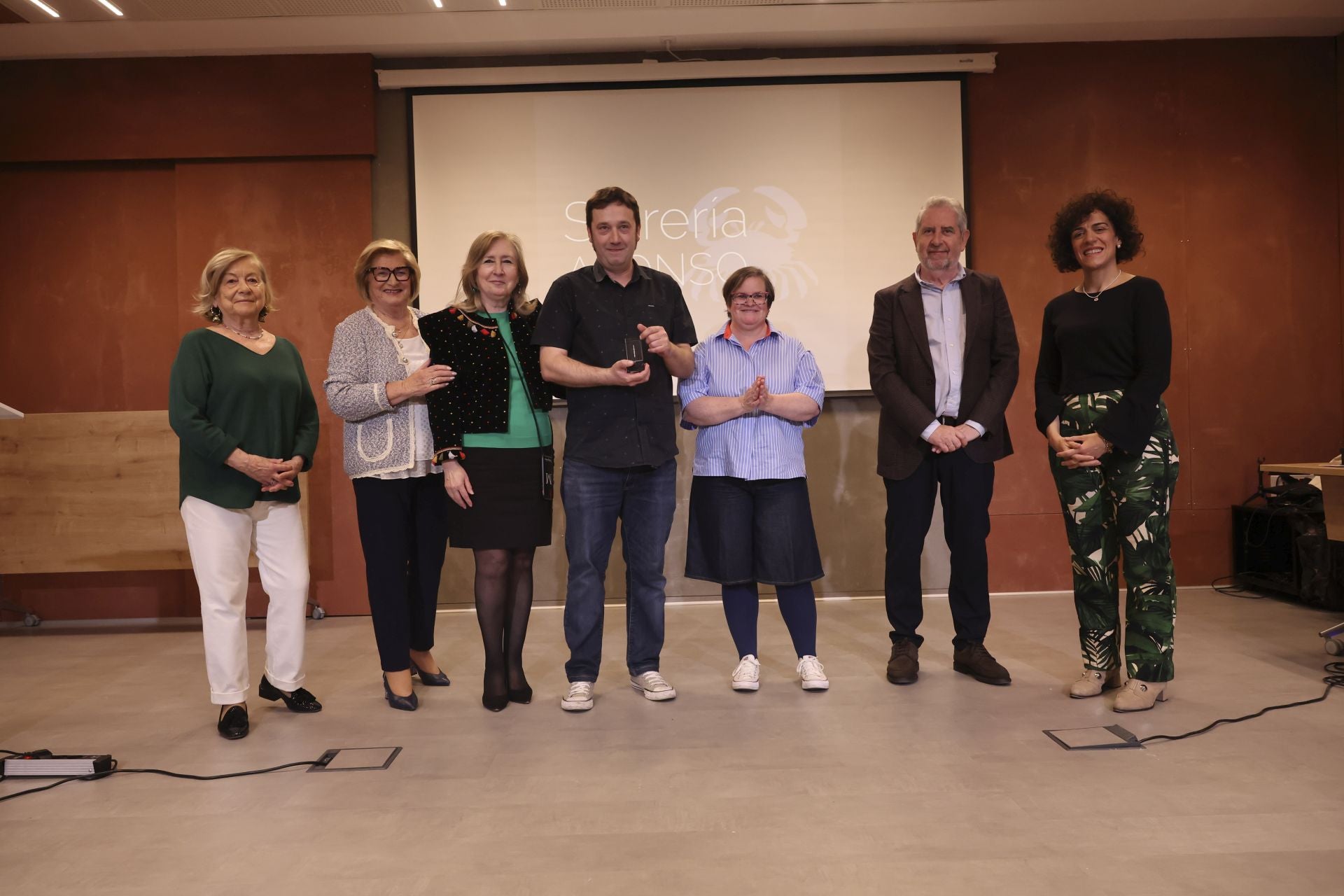 El comercio de Mieres premia a sus tiendas más ilustres