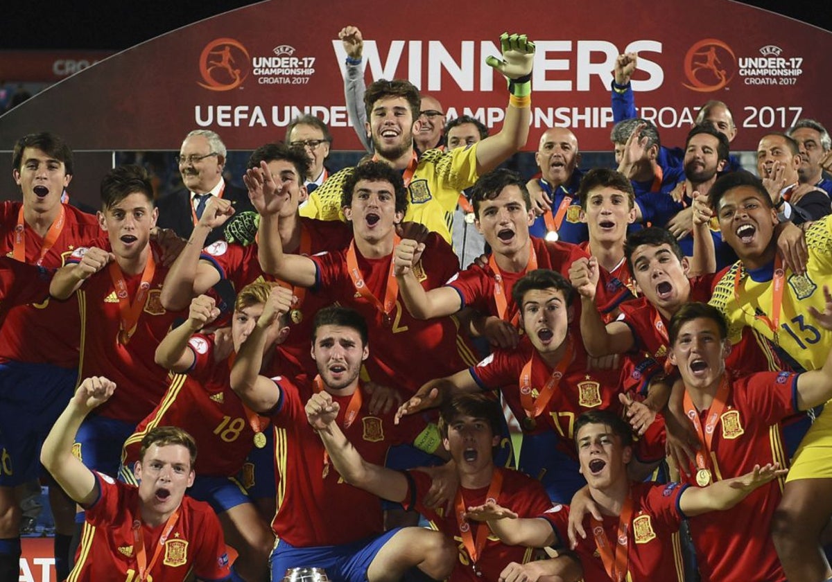 Así ve a Álvaro, portero del Real Avilés, el seleccionador español sub-21